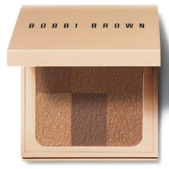 Bobbi Brown Nude Finish Illuminating Setting
